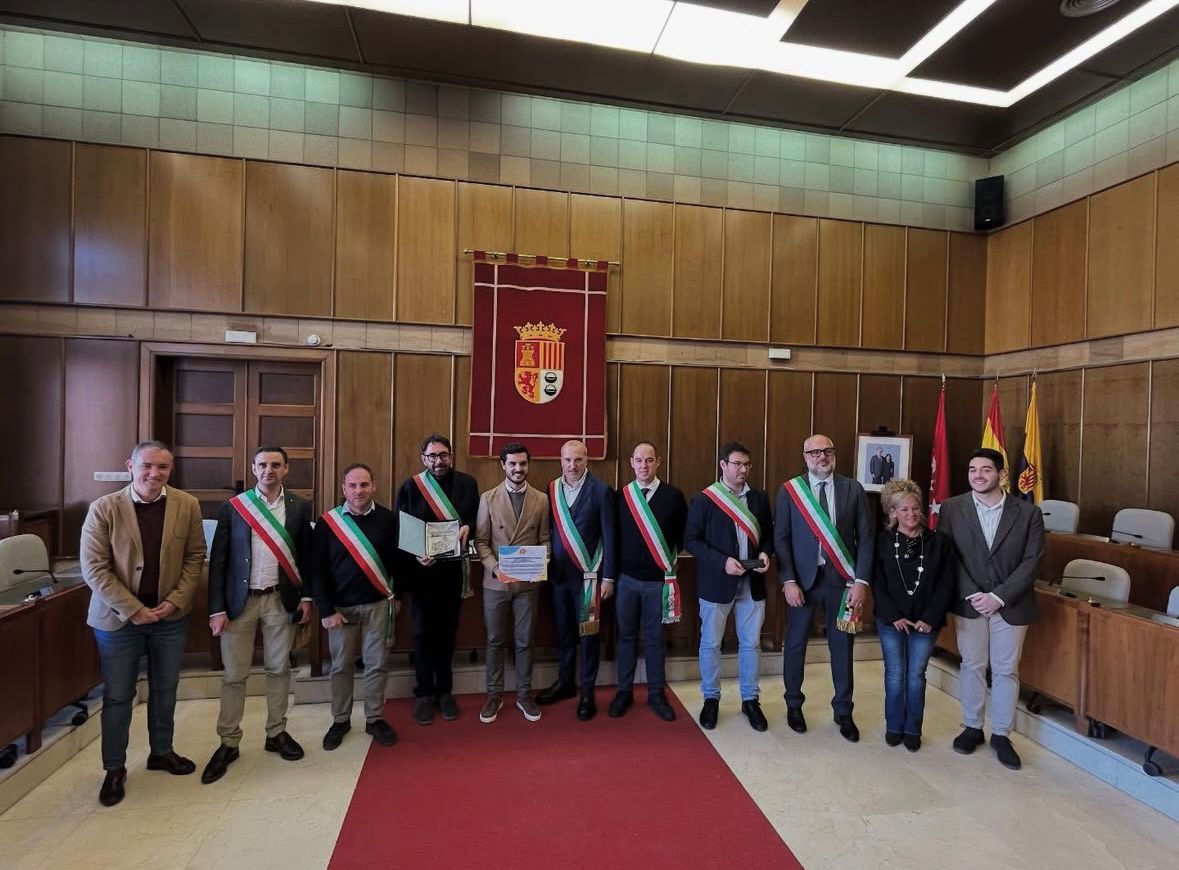 WhatsApp Image 2025-11-19 at 10.26.00 (2)